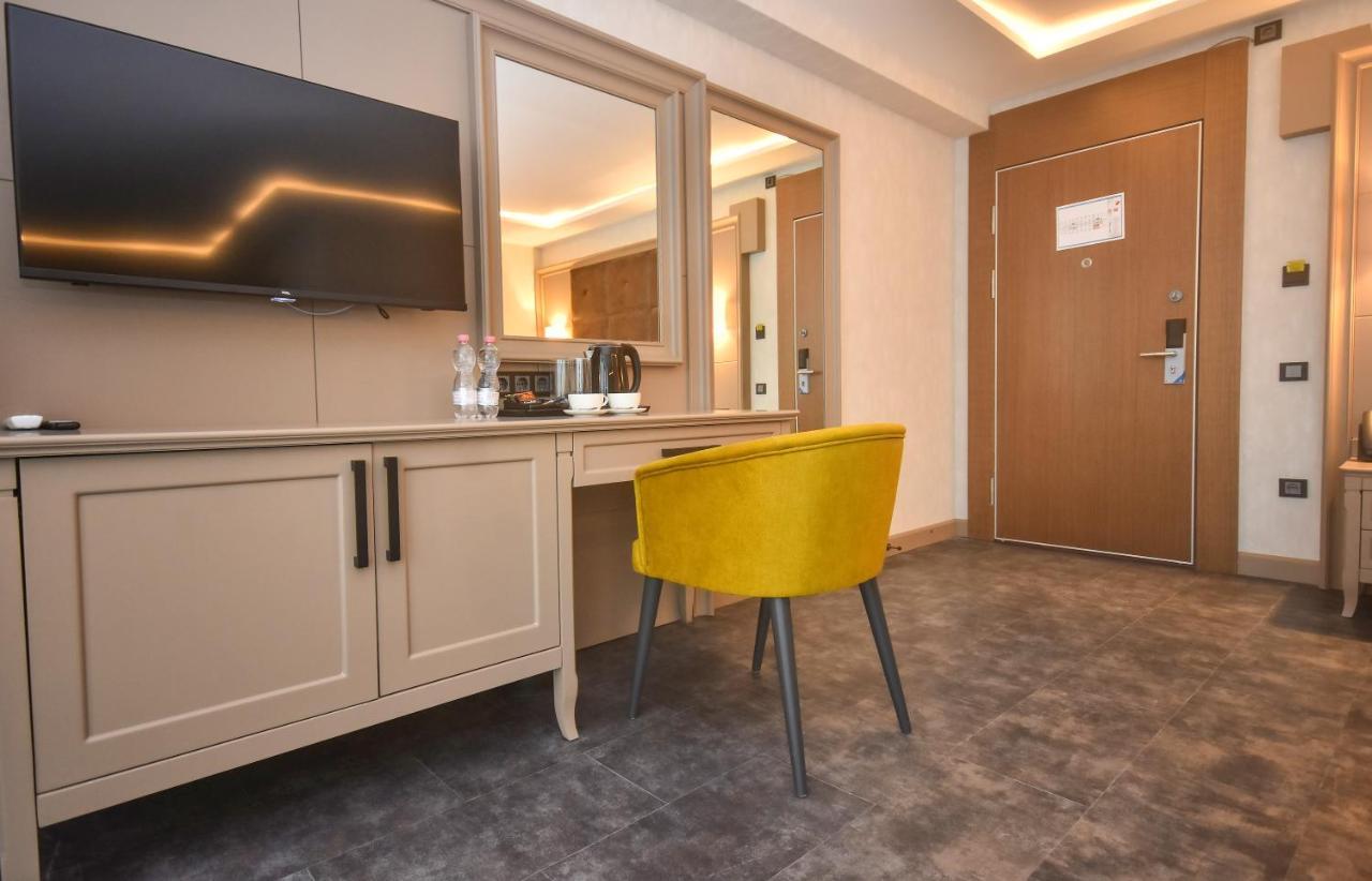 Hotel Batumi View Luxury Extérieur photo